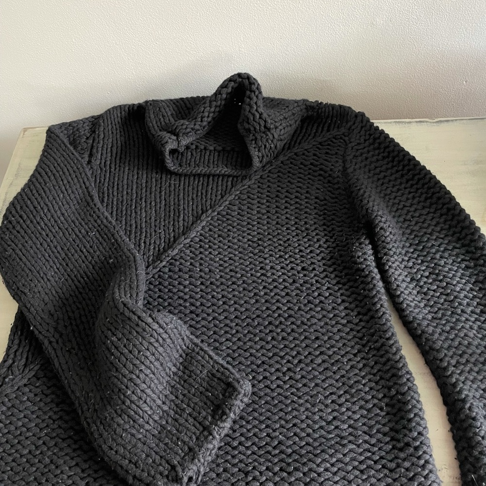 Banana Republic chunky knit sweater